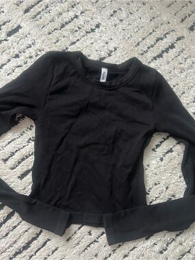 Sunday Best Everyday Black Ribbed Long-Sleeve Tee